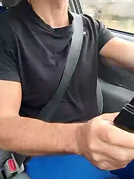 GreekGuyOutdoors live sex cam