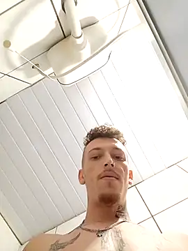 RuivoDotado24cm live sex cam