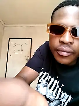 sxhppy live sex cam