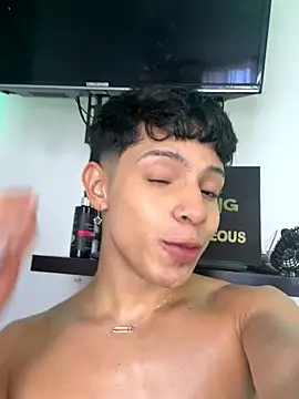 jade_candy_21 live sex cam