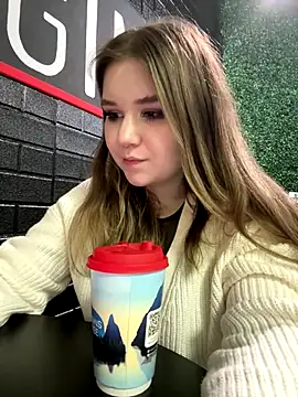 PumaShyXD live sex cam