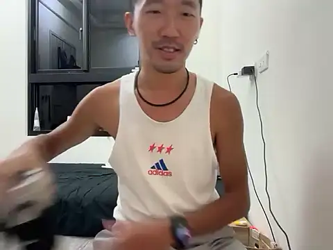 mrcaiziv live sex cam
