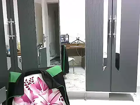 meroglu45 live sex cam