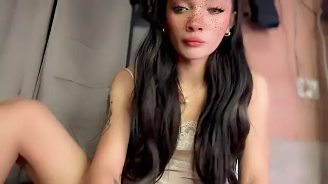 queen_lucinda live sex cam