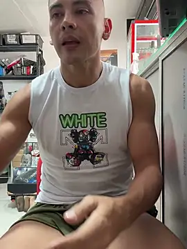 Paul22cm- live sex cam