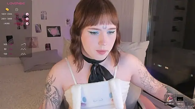 Alice_moonshard live sex cam