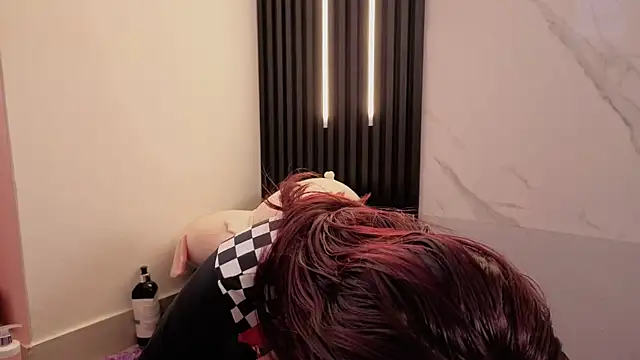 Scarlet_Red_'s web cam