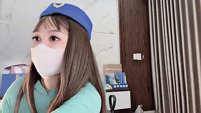 Mono-Stewardesss live sex cam