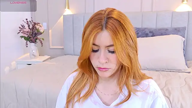 april_rousse's web cam