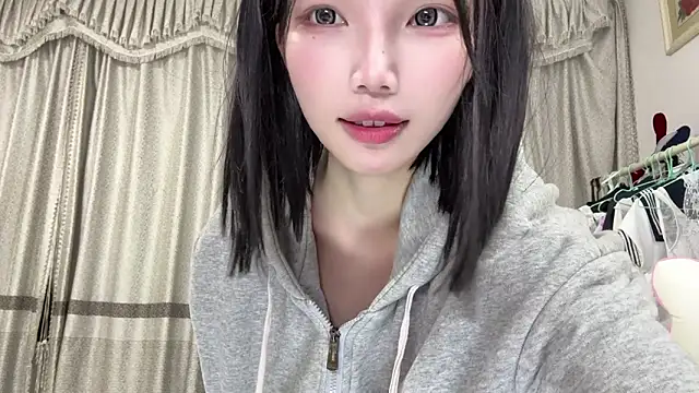 Yiyi-707 live sex cam