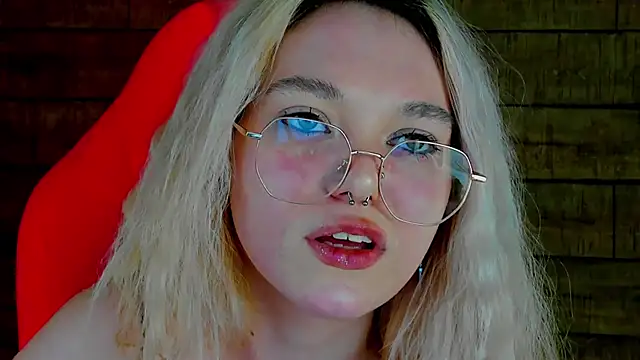 AnnaDelon's web cam