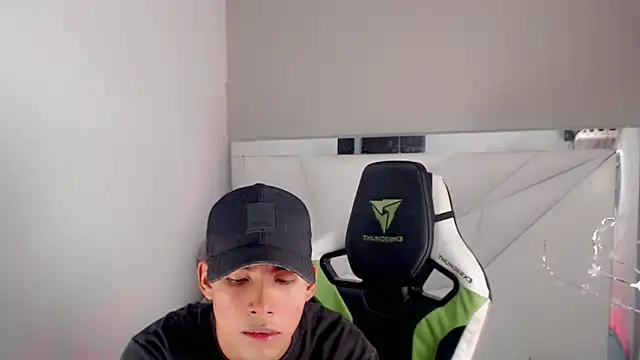 Austin_col_ live sex cam