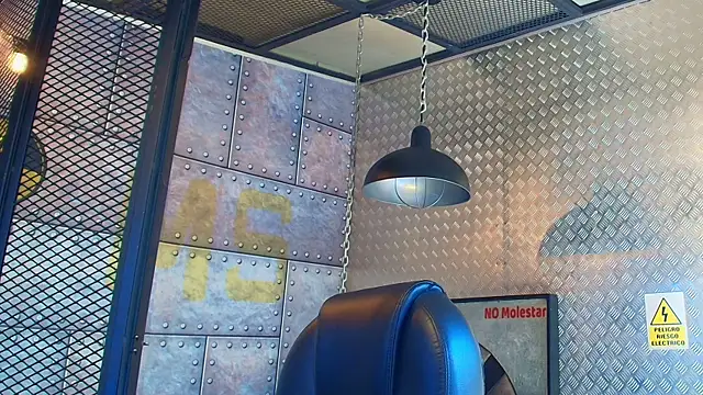 AlanCutee live sex cam