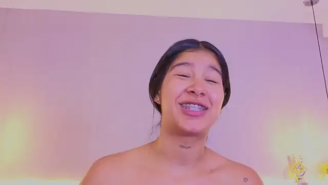 Aida_moreno live sex cam