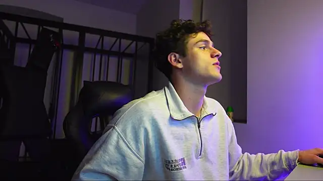 Brad_Holloway live sex cam