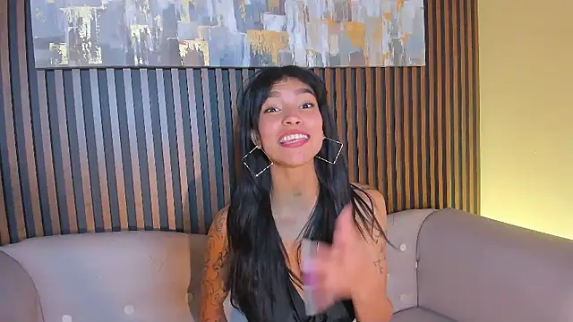 LauraAristizabal's web cam