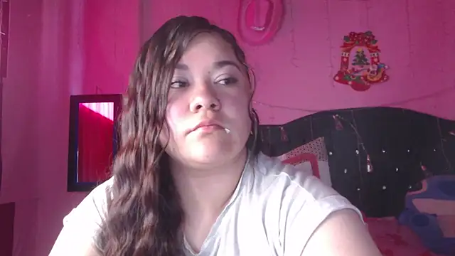 NikkiRous_'s web cam