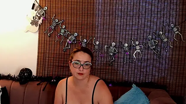 ariana_cross's web cam