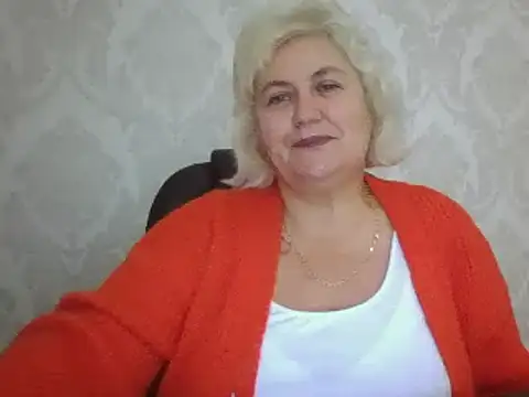 AngelaFamez's web cam