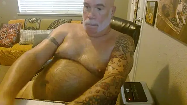 musclebearnips live sex cam