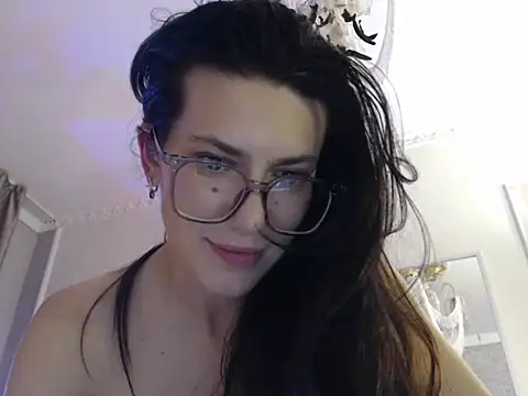 SeraBellee's web cam