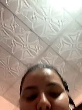 ArianaS12's web cam