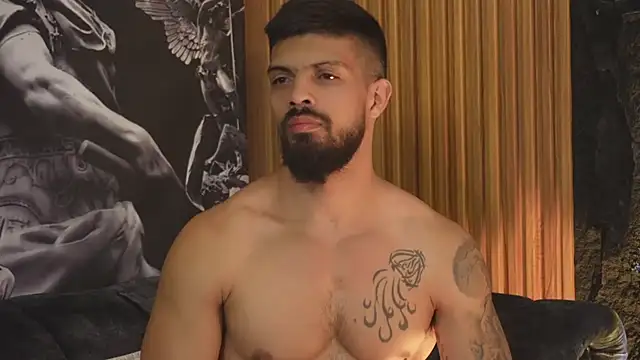 DannSaenz live sex cam