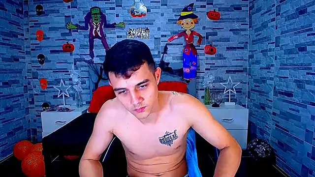 ADAM_HOT live sex cam