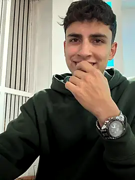 AdrianRinaldi live sex cam