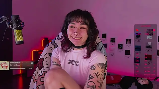 deadlysweet live sex cam