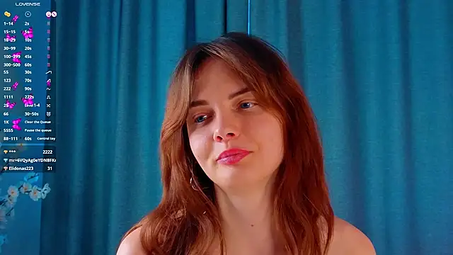 LisaDrake live sex cam