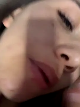 Iris_lee live sex cam