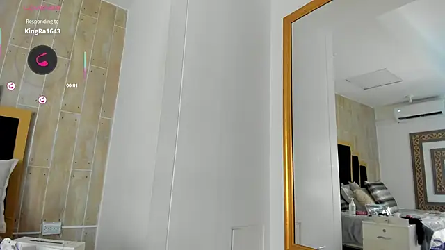 AriaFoster live sex cam