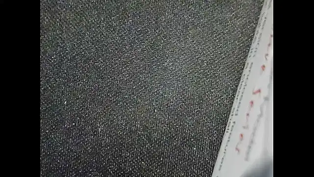hairyuncut00's web cam