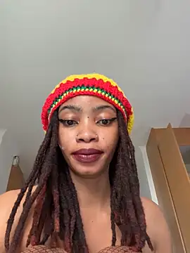 CANDY_LICIOUS live sex cam