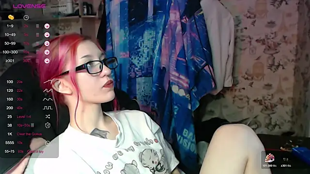 Dreamy_Red_Girl live sex cam