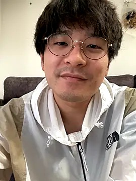 yuuki8910 live sex cam