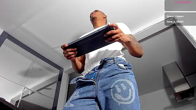 TROYWESLY- live sex cam