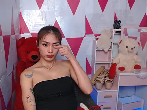 miss-rhiann live sex cam
