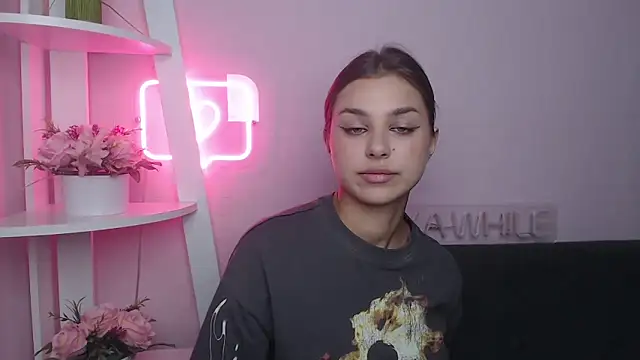 MilanaAngelAs live sex cam