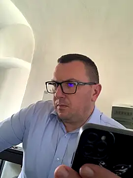 Mike8523 live sex cam