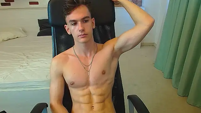 BradyFlint live sex cam