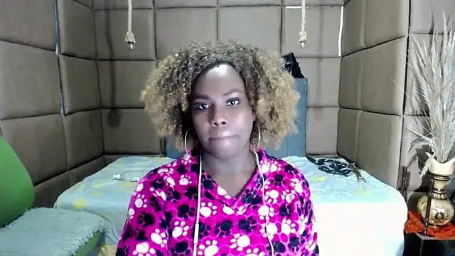 CatrinaGill live sex cam