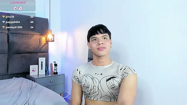 Slenna_Moon live sex cam