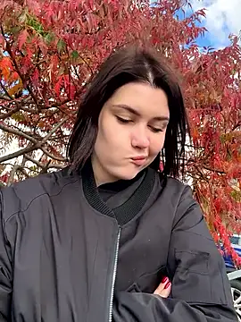 KikiWatson live sex cam