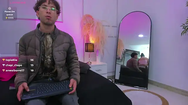 Violet_and_Paul live sex cam