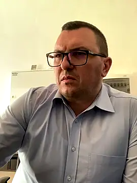 Mike8523 live sex cam