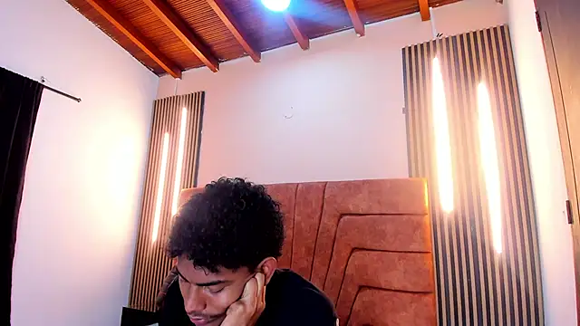 FYKMOR_1 live sex cam