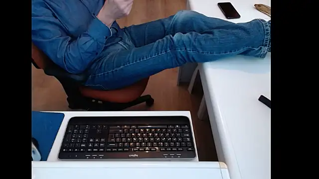 dutchpornking's web cam
