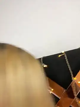 Zaratattoox live sex cam